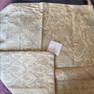 Never used Pottery Barn pillow cover